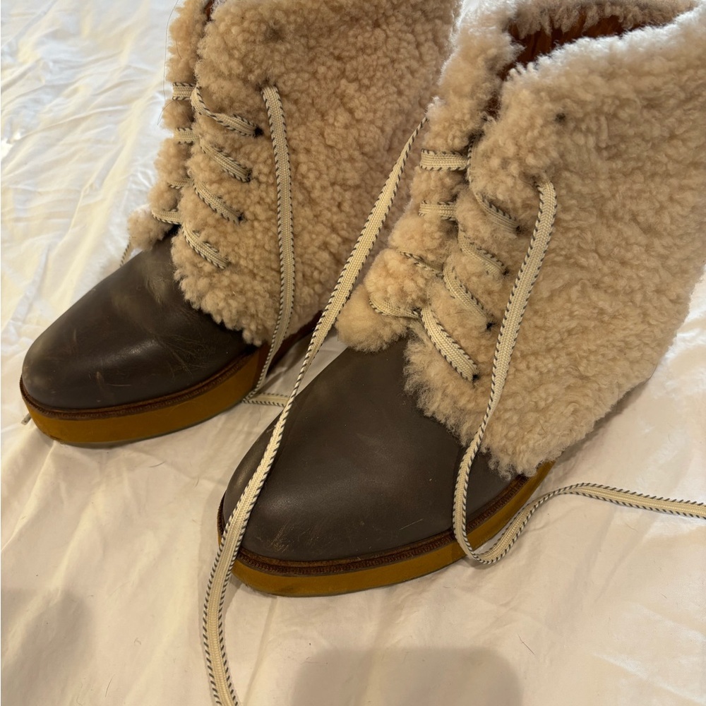 Australia Luxe Collective Cream and Brown Shearling Boots
